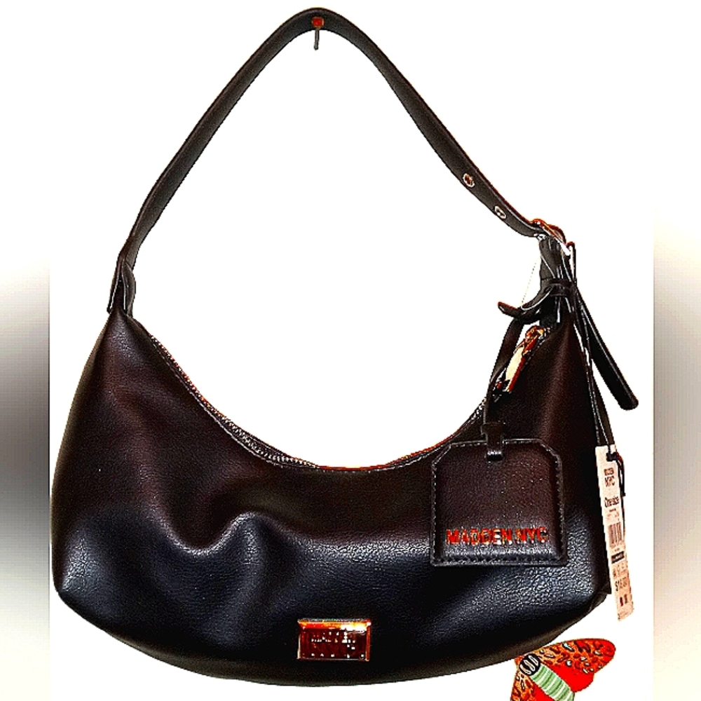 Woman's shoulder bag